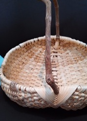 Large-natural-gathering-basket